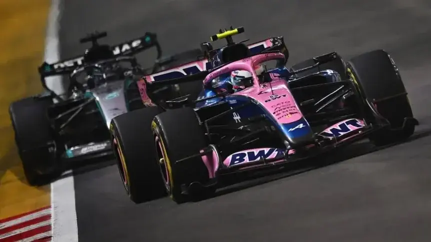 Colapinto en el GP de Singapur (Photo by James Sutton/LAT Images)