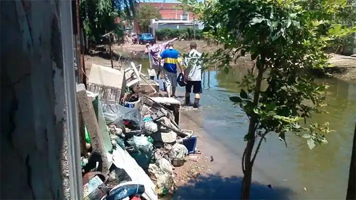 Comenzó el regreso de los evacuados de Concepción del Uruguay