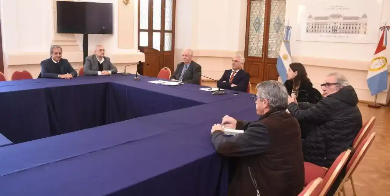 La Casa Gris confirmó que el acuerdo por la deuda nacional no pasará por la Legislatura