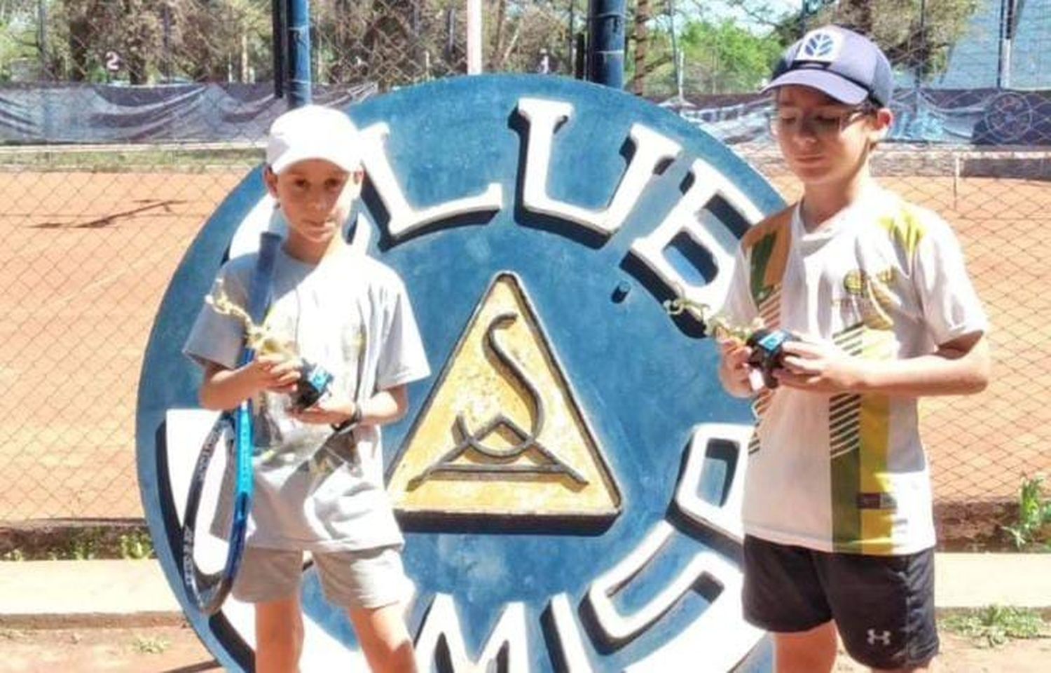 Tenis: Efraín Piñeyro Aguilera nuevamente campeón