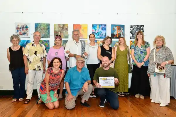 Quedó inaugurada la 4° feria de arte pequeño formato 2024 “colores y formas en verano”