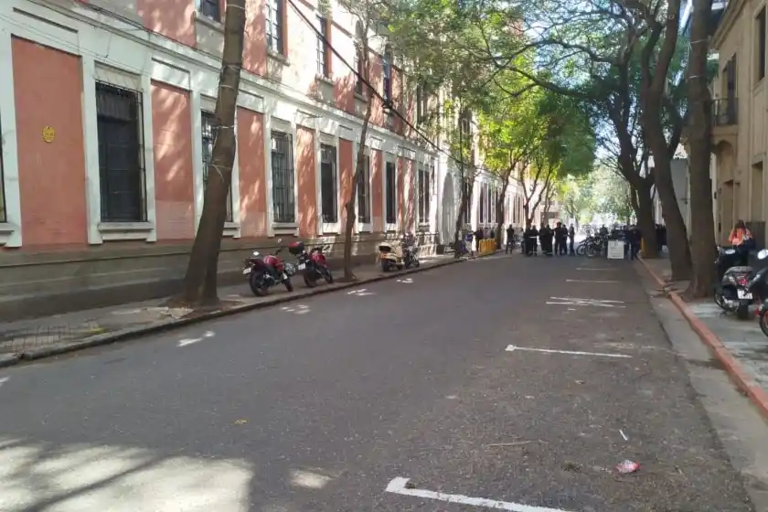 Desalojaron el colegio San José y cortaron el tránsito por una amenaza de bomba