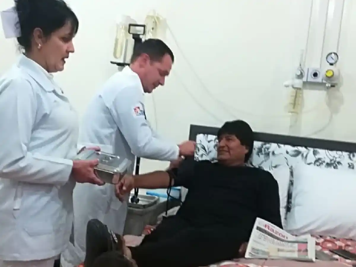 Bolivia: operaron a Evo Morales de un tumor