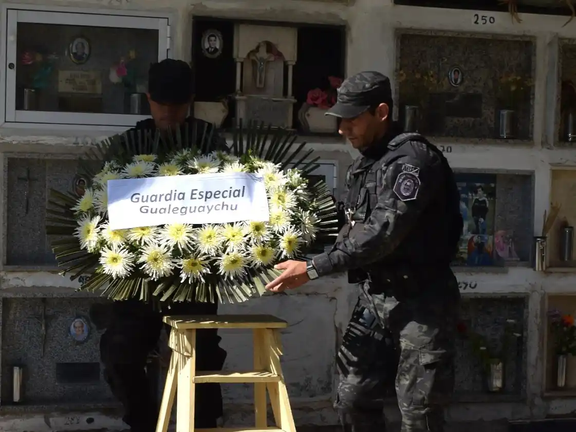 La Policía de Gualeguaychú recordó al sargento Froilán Pedroza a ocho años de su fallecimiento