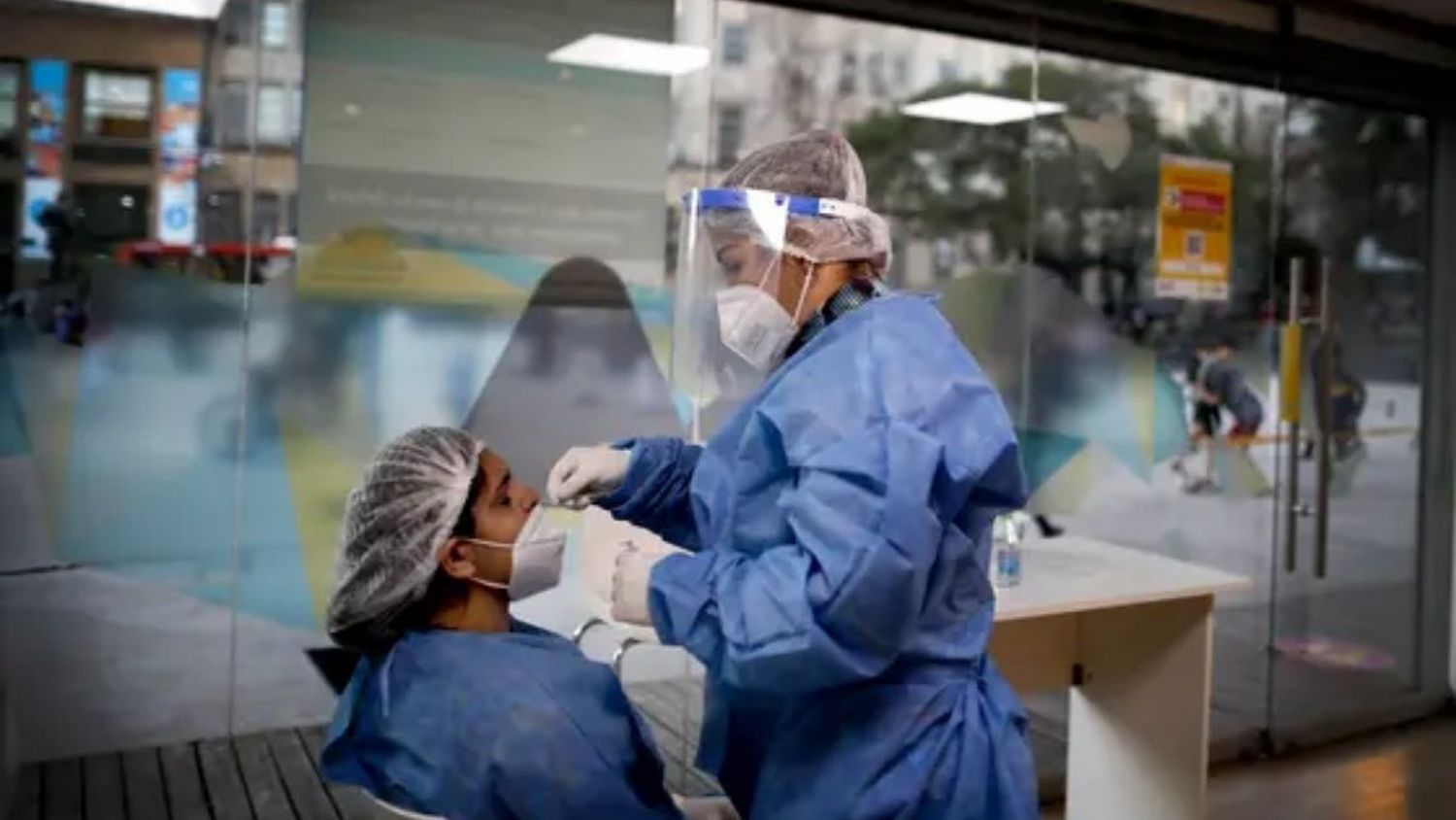 Otra vez más de 1000 infectados: cuáles son los departamentos más complicados
