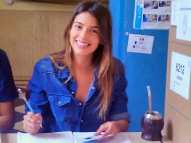 Calu Rivero sorprendió a los votantes como presidenta de mesa en una escuela porteña
