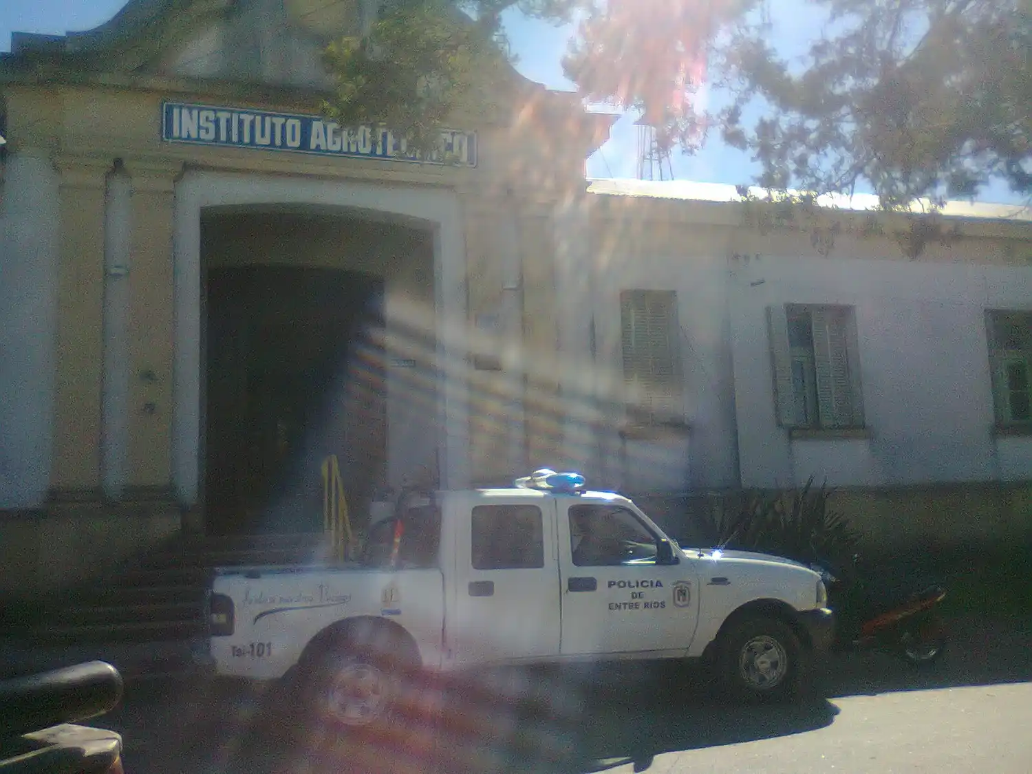 Ingresaron a robar en el Instituto Agrotécnico: la policía está tras la pista del principal sospechoso