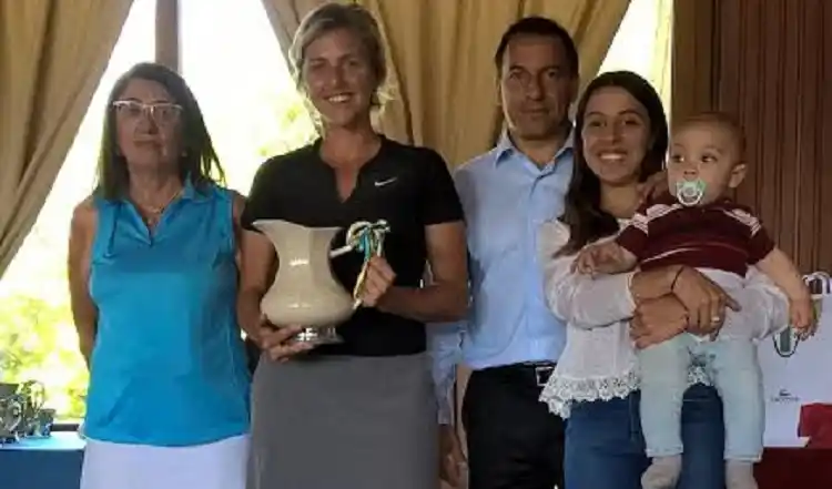 Las mujeres disfrutaron de su torneo en Acantilados