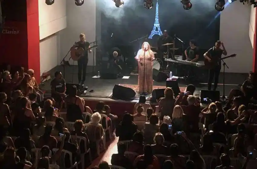 Contundente show de Amaia Montero en Espacio Clarín
