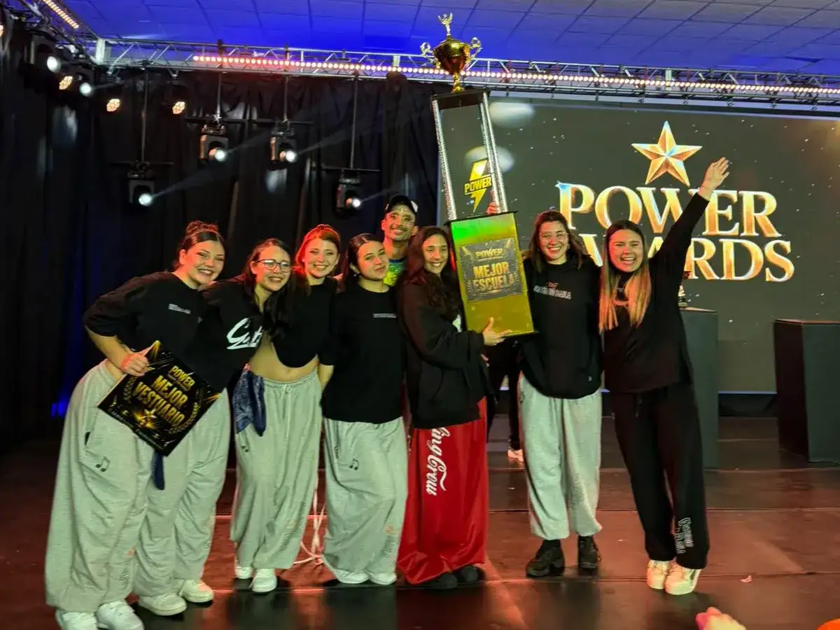 Estudio baila fue reconocido como “Mejor Escuela” en el torneo de Danzas Power