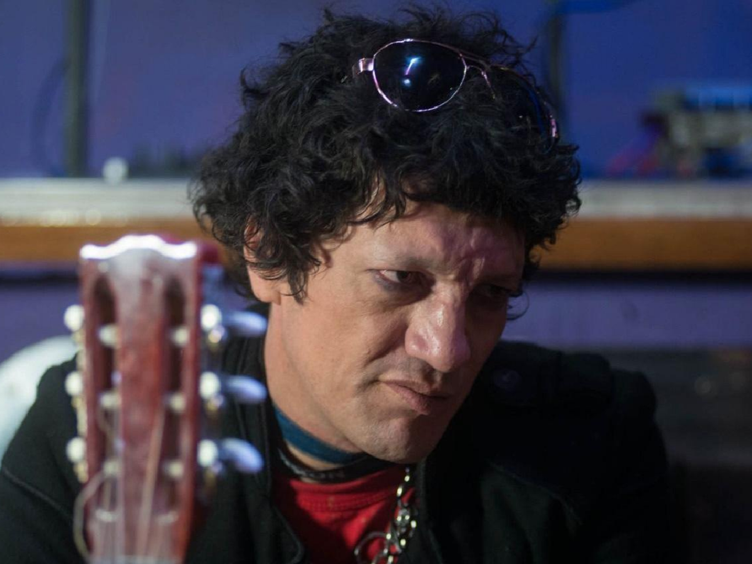 La larga lista de incidentes de "Pity" Álvarez incluye haber herido de un balazo a un productor