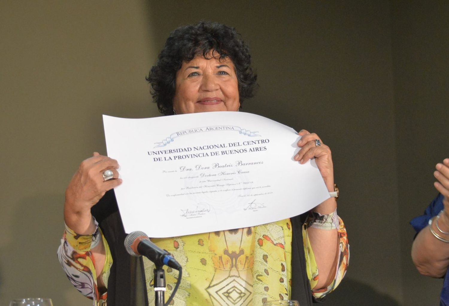 La Unicen reconoció la trayectoria de Barrancos con un Doctorado Honoris Causa