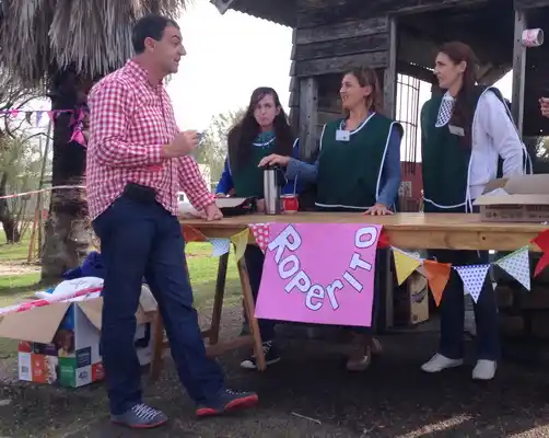 Carrazza visitó diversas instituciones abocadas a problemáticas sociales