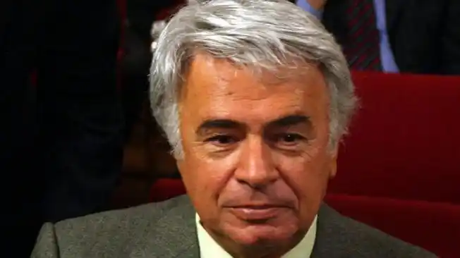 Saqueos y descontrol en Córdoba: De la Sota regresó de su viaje y culpó al Gobierno Nacional