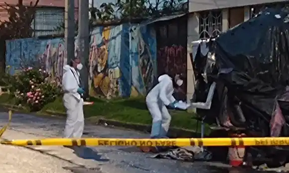 ¡MACABRO! Hallan el cuerpo de una anciana atado de pies y manos