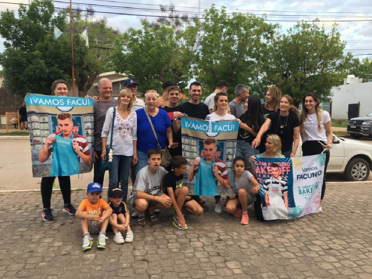 En apoyo a “Facu”, los chipionenses verán la final de Bake Off en pantalla grande 