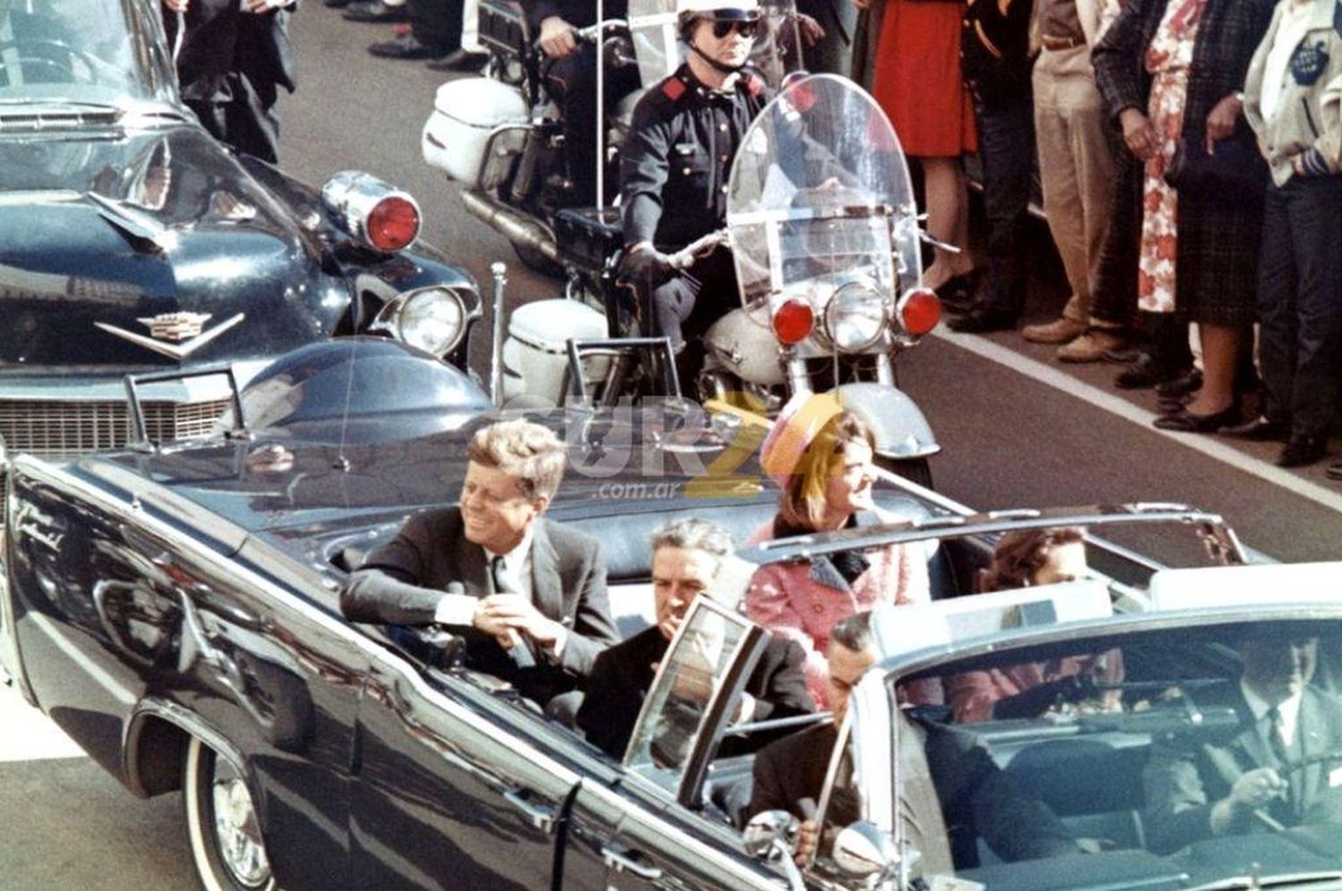 Desclasifican documentos y salen a la luz secretos sobre la muerte de Kennedy