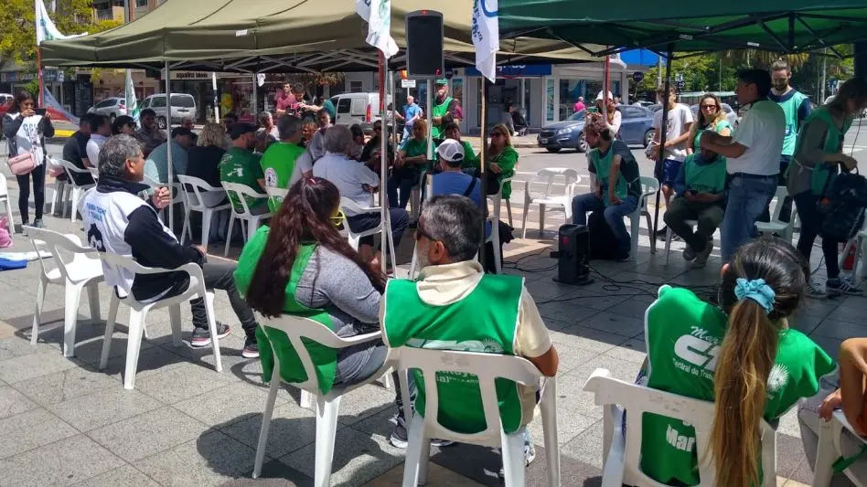 Gremios estatales de docentes y Nodocentes reclaman mejoras salariales