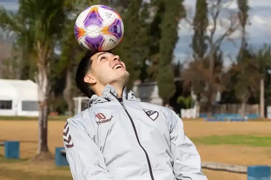 La historia de Vicente Taborda, el gambeteador que dejó el tenis y está listo para volver a Boca