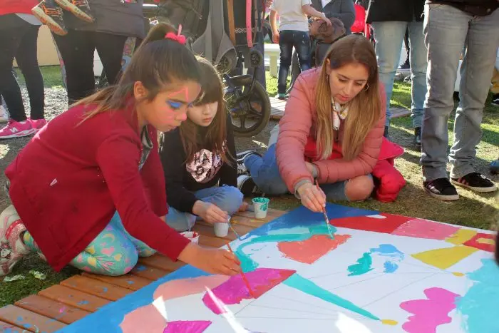 Niños siguen festejando