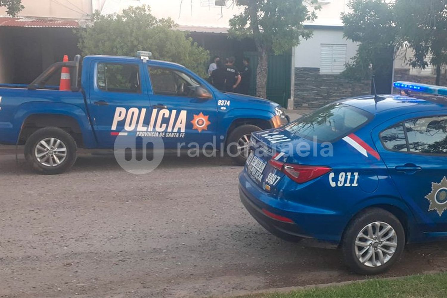 Una mujer entró a una vivienda con un cuchillo en mano para llevarse a un bebé y atacó a su expareja causándole cortes en el cuello