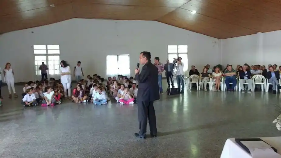 Desde Salliqueló, Finocchiaro agradeció a los docentes que no adhirieron al paro