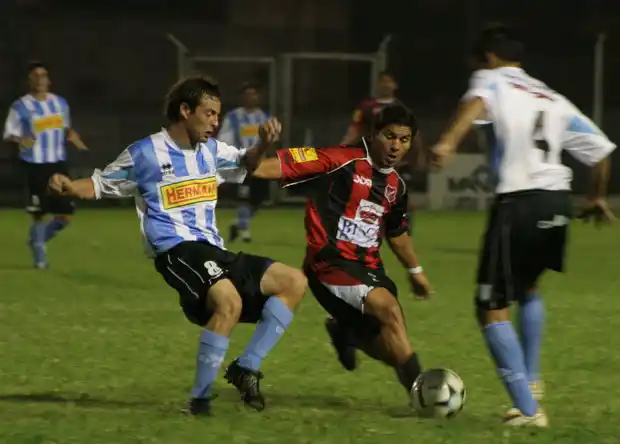 Juventud debutará en la B Nacional ante Douglas en Pergamino