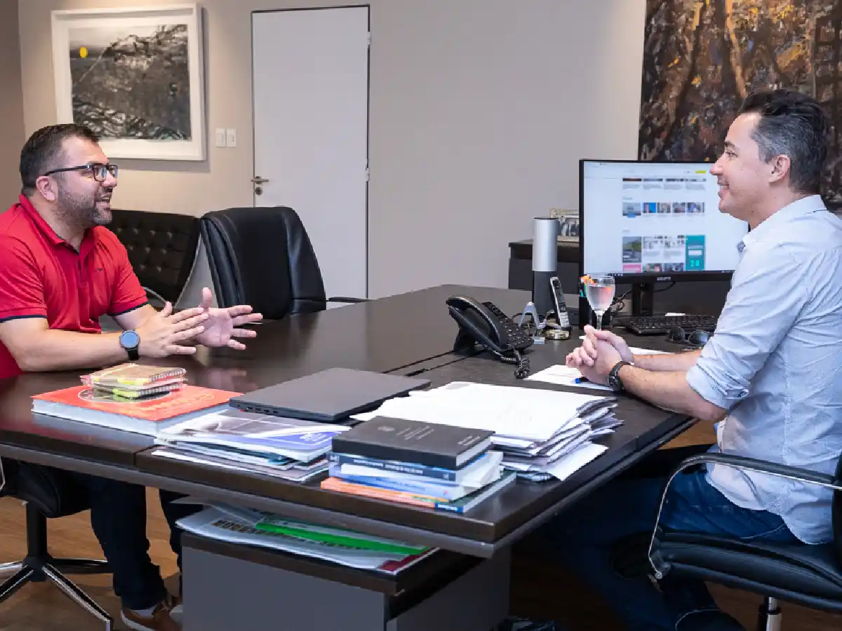 Calvo recibió a intendentes de Ansenuza para analizar avance de obras 