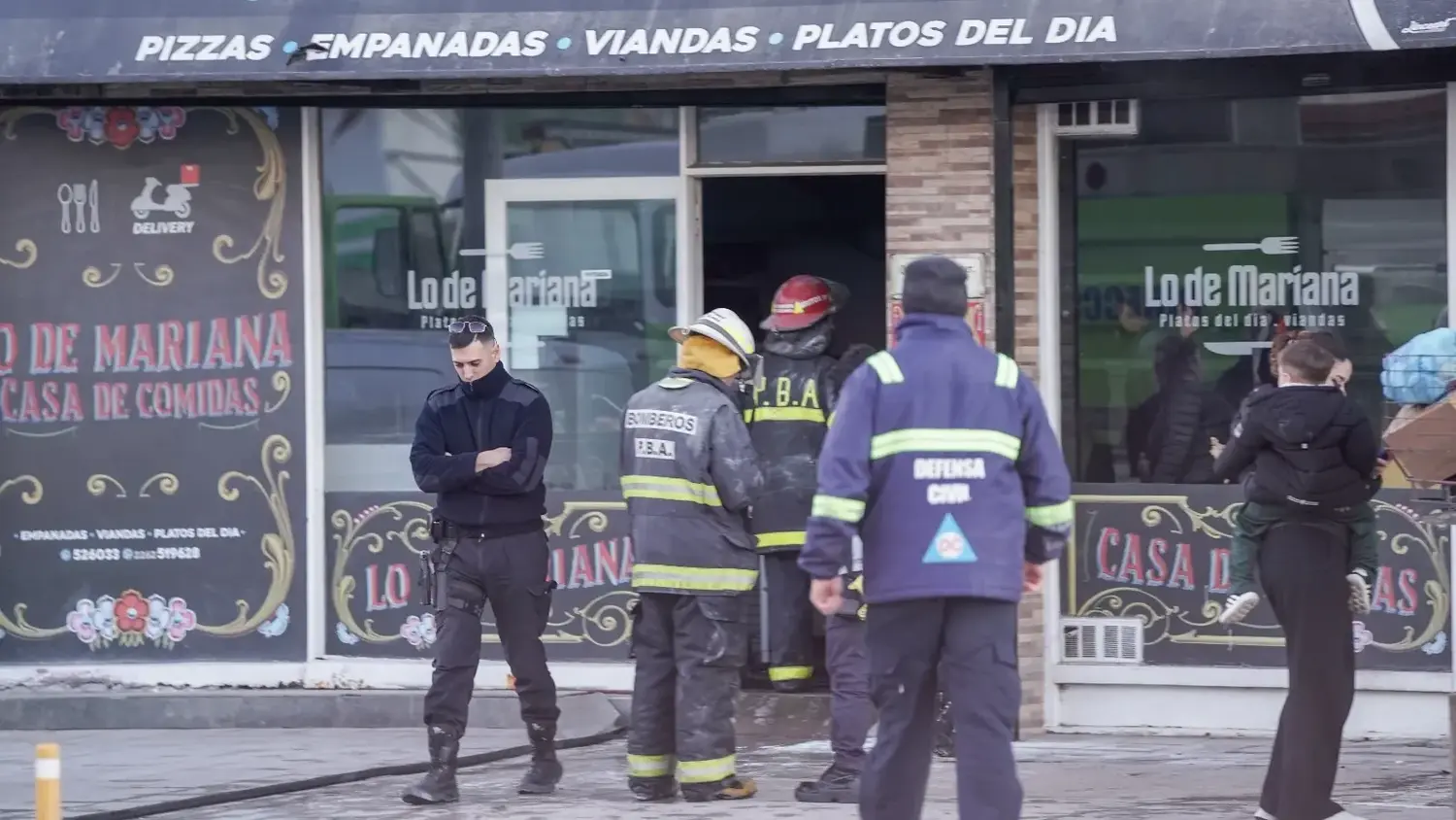 Sólo daños materiales, se registraron en la casa de comidas "Lo de Mariana", de avenida 59 casi 38