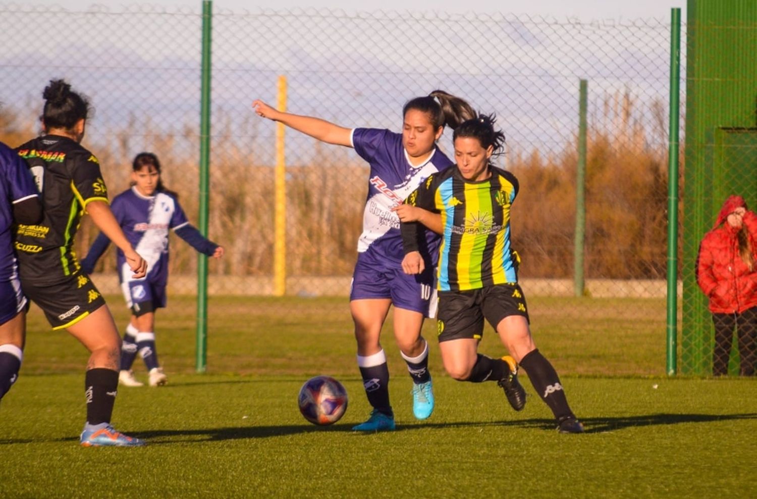 Fútbol femenino: Aldosivi continúa imparable