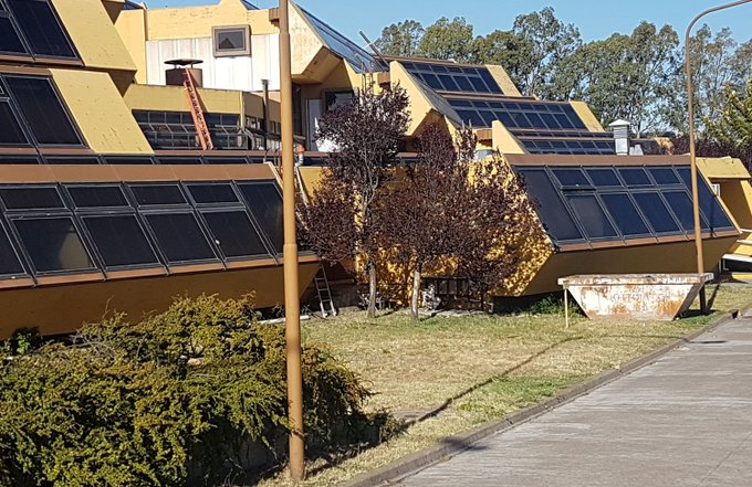Luego de que Milei hablara de privatizar el Conicet, científicos de Bahía Blanca respondieron: “Ignorancia o mala fe”
