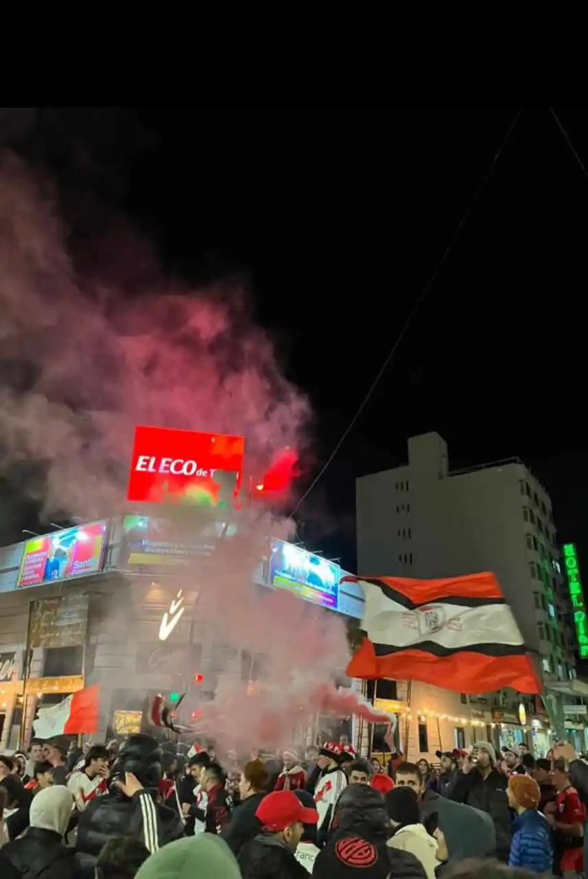 Los hinchas de River festejaron en Tandil.