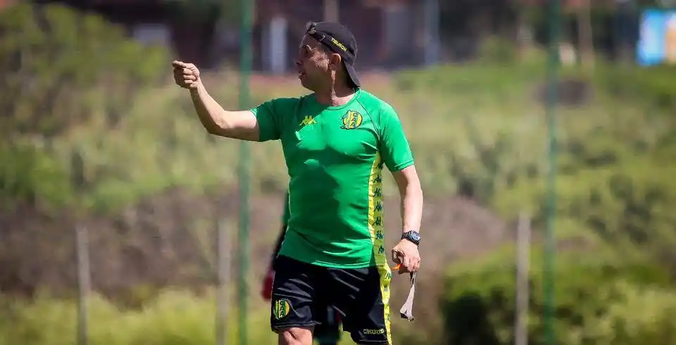Gustavo Álvarez: “Tuvimos mucho avance y poco ataque”