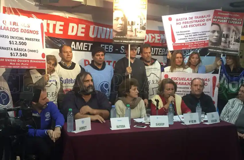 Docentes bonaerenses anunciaron otro paro para el 23 de mayo