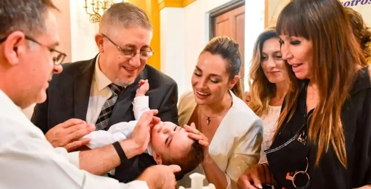 Belén Francese bautizó a su hijo y Moria Casán fue la madrina