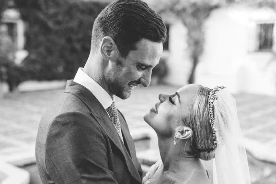 El emotivo mensaje de la esposa del arquero del PSG que sufrió un grave accidente tras ser golpeado por un caballo: “No me dejes sola mi amor”