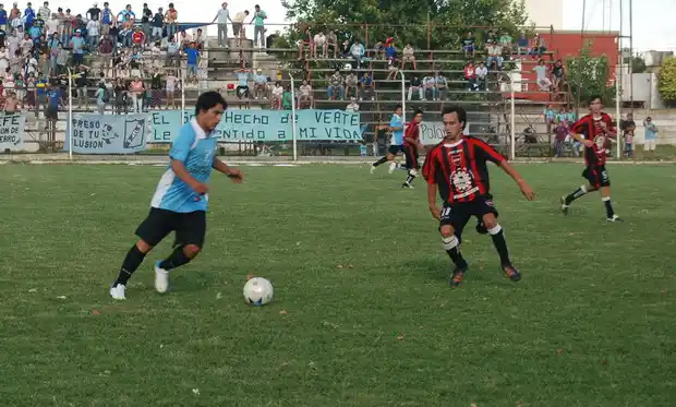 Gualeguay Central eliminó a Defensores del Oeste