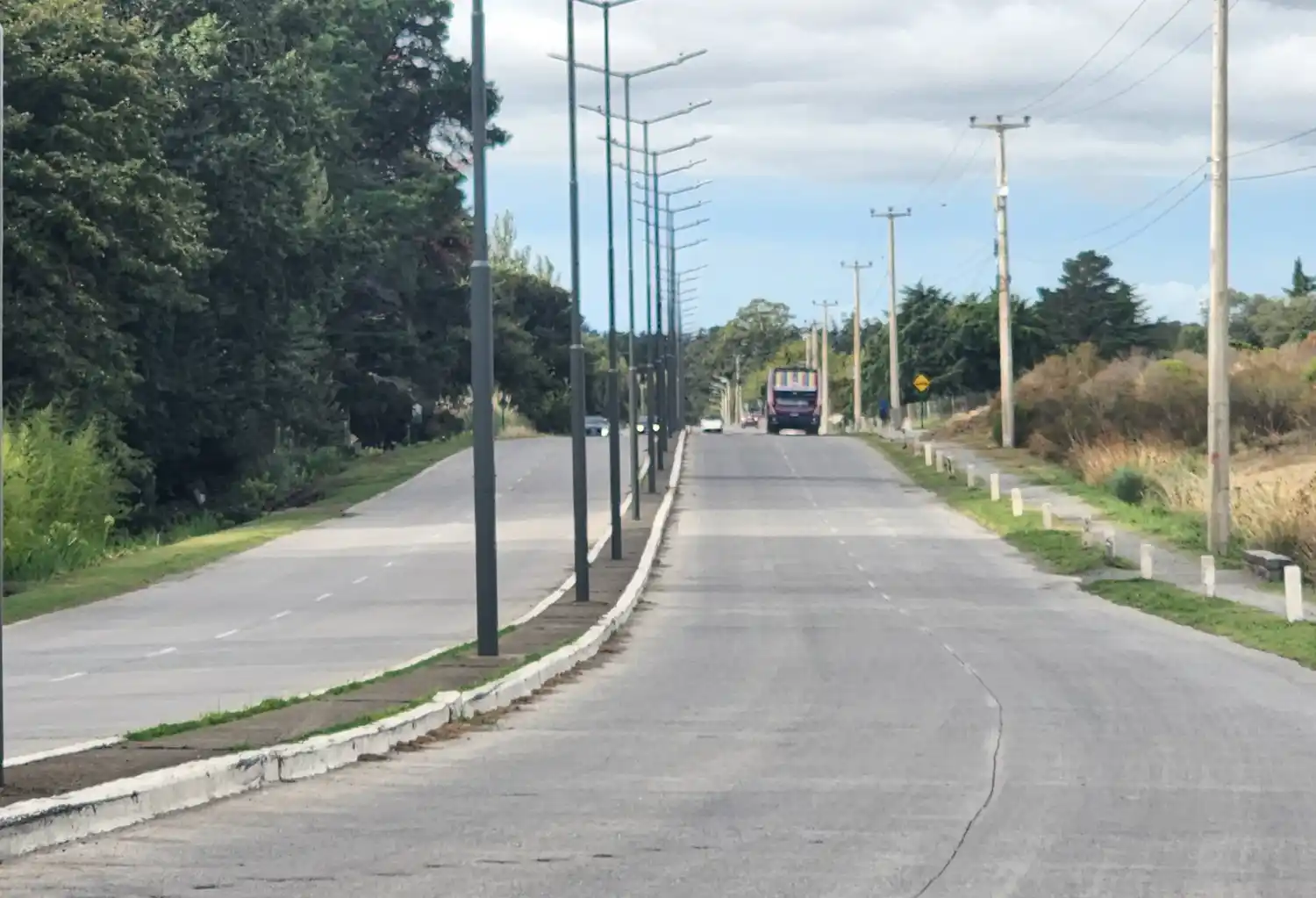 Vecinos de avenida Fleming plantearon su disconformidad con la construcción de un colegio en la zona.