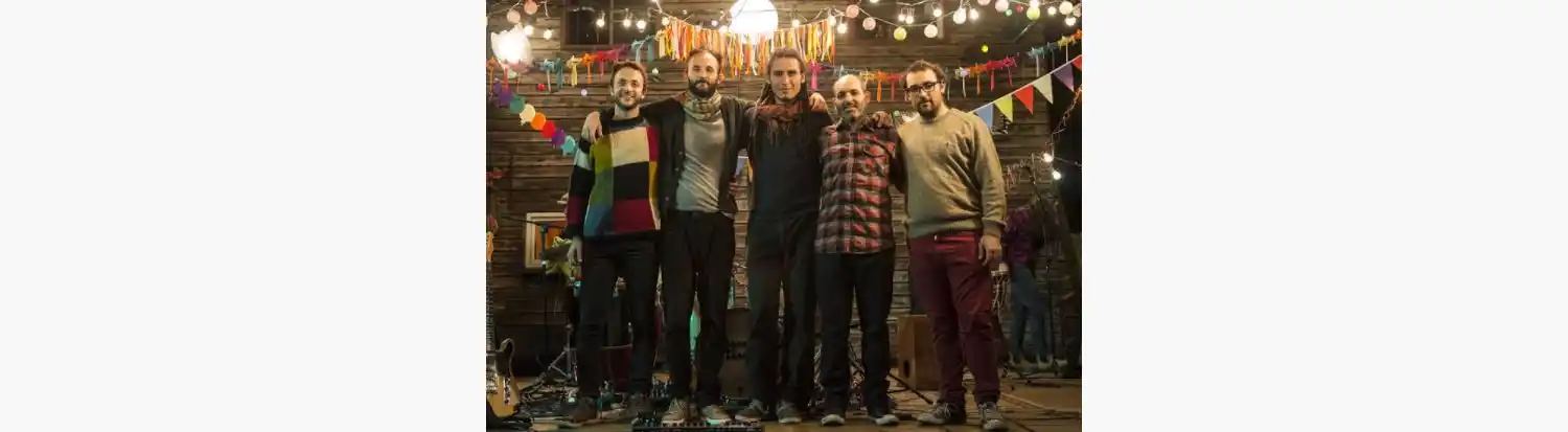 Castañas de Cajú se presenta en club TRI