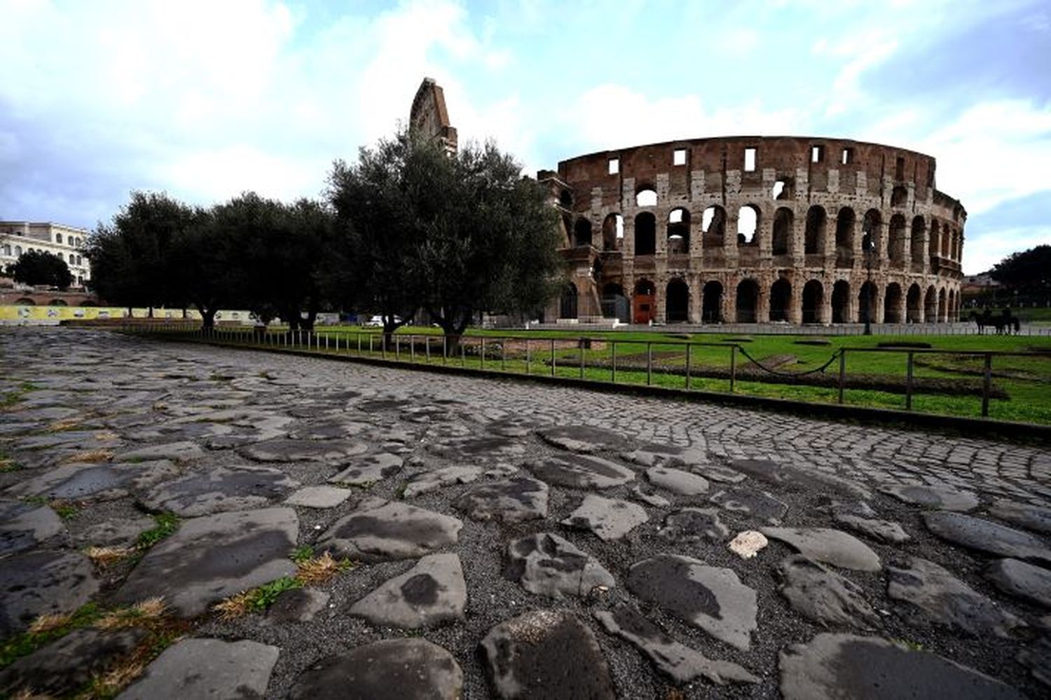 Italia: NUEVA CEPA de COVID-19 llega al país