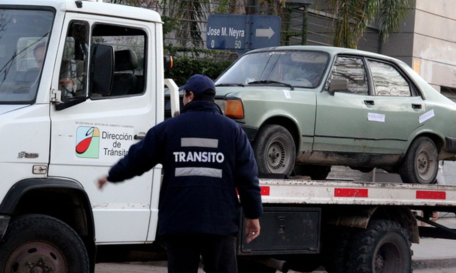 Desde Tránsito aseguraron que van a retener los vehículos mal estacionados