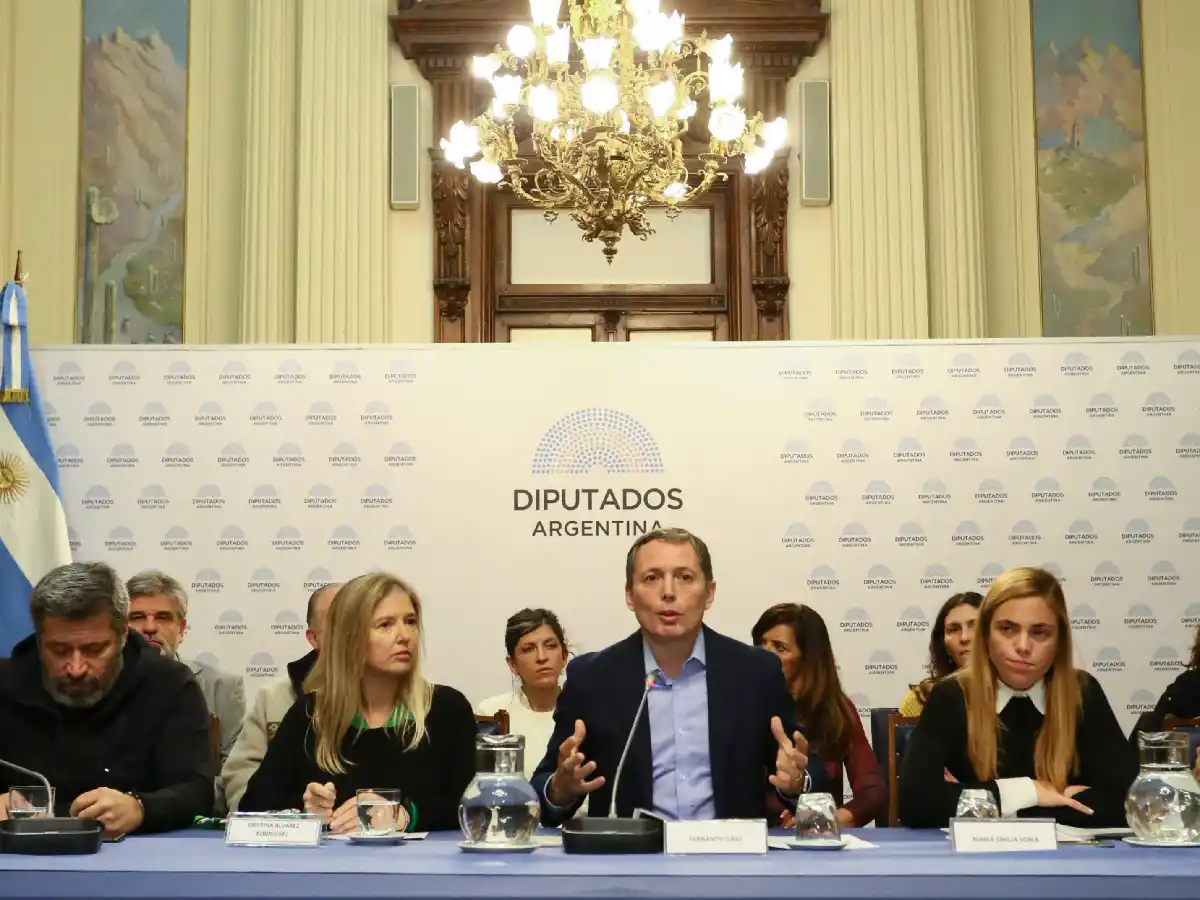 El kirchnerismo advirtió que el Gobierno puede "manipular datos electorales"