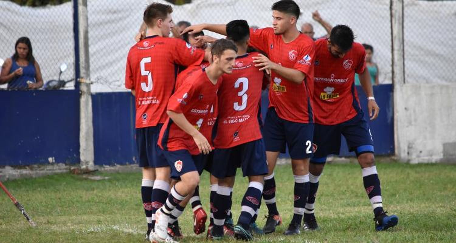 En la previa del clásico, Paraná  y Mitre ganaron con autoridad