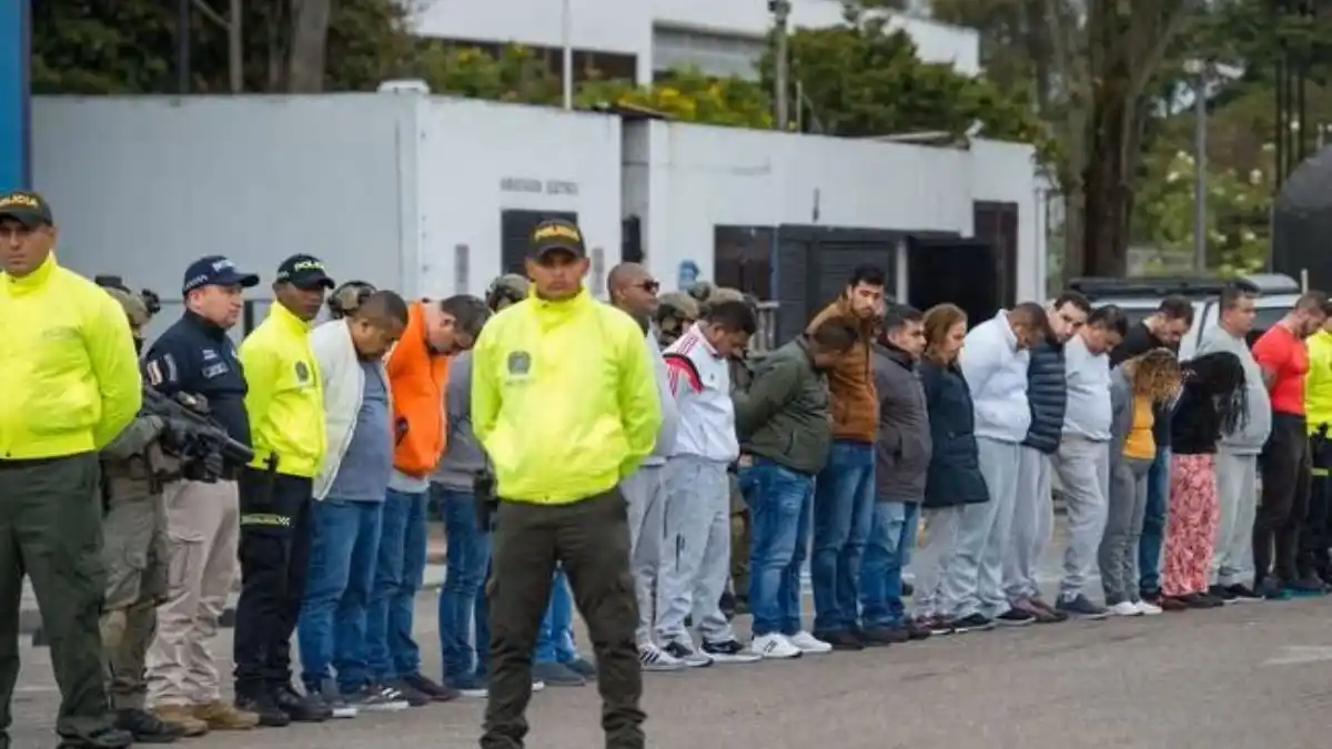 ¡34 TIENEN ORDEN DE EXTRADICIÓN! Capturan a más de 50 narcos en Colombia (+Video)
