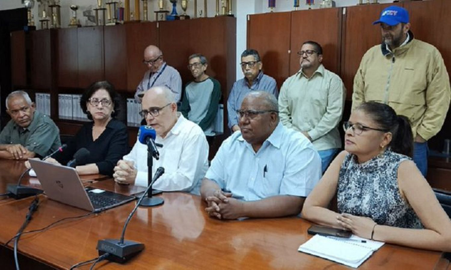Profesores de la UCV denuncia reducción de 95% de su bono vacacional