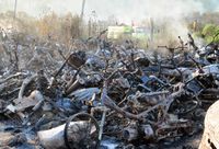 Voraz incendio quemó la mayoría de los vehículos incautados en el deposito judicial
