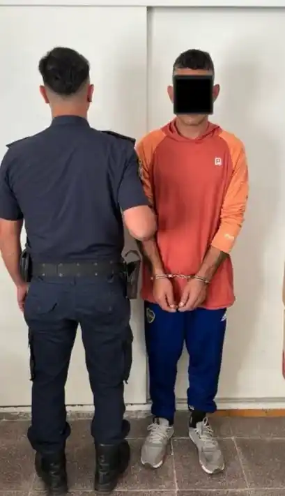 El detenido registra condenas previas en causas vinculadas a hechos de extrema violencia, entre ellos agresiones graves y otros delitos.