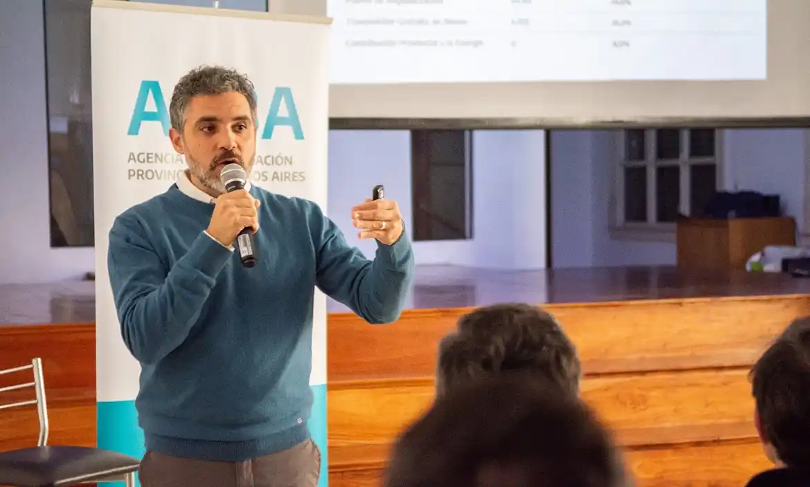 Pese a los reparos, Provincia negocia sumarse al blanqueo