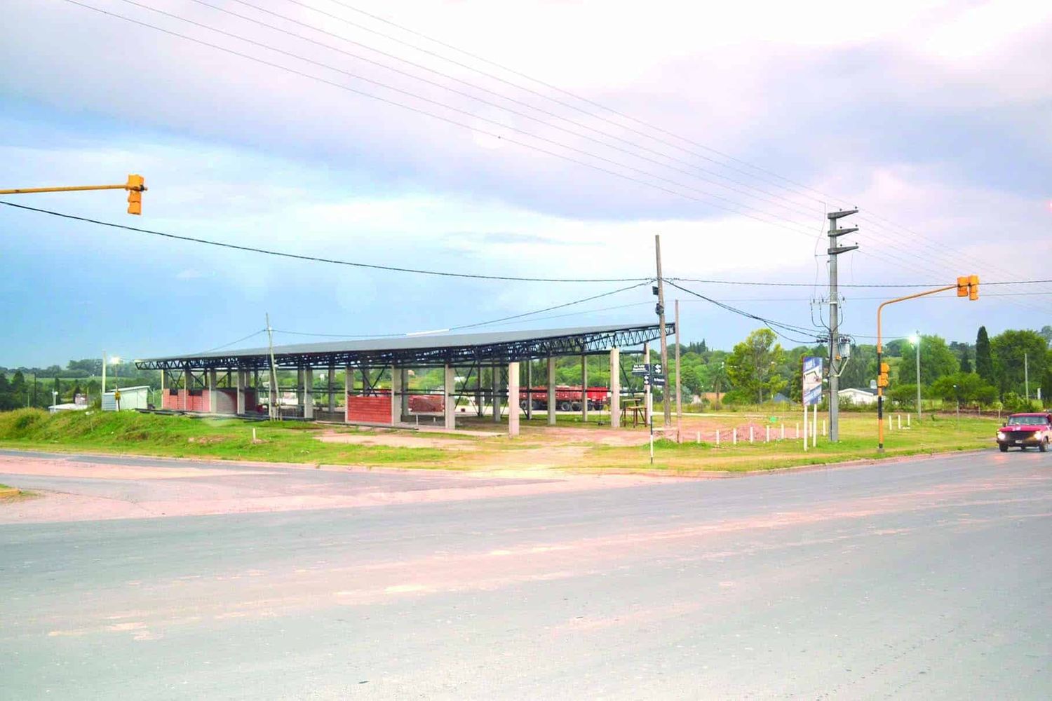 Novedades relacionadas a barrios de viviendas y la terminal
