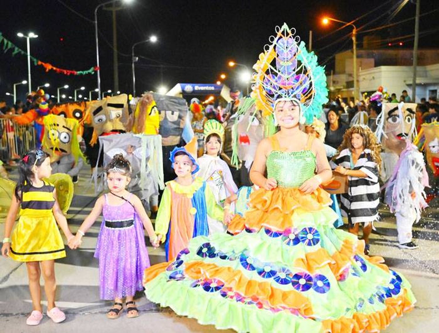 El carnaval de los niños se inauguró con obras en calle Próspero Bovino